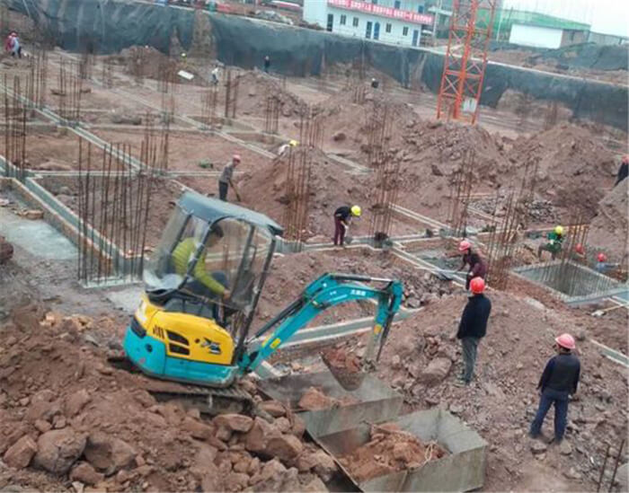 合肥小挖机出租公司